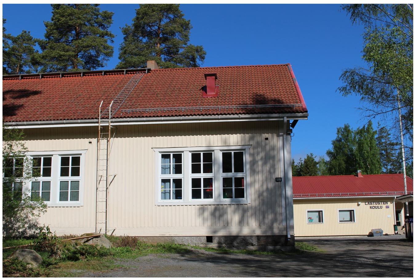 Lastusten koulu