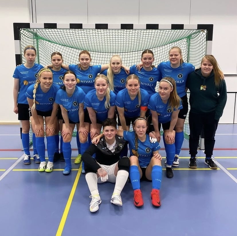 VIESKA FUTSAL NAISET