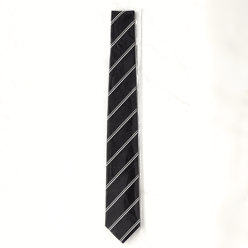 Looks / Silkkisolmio, musta raidoilla